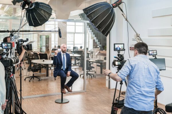 How to Set Up Video Interviews: Our Camera Setups - HayotFilms - Video ...